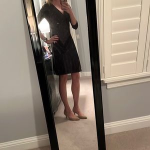 White House Black Market reversible dress with optional tie belt